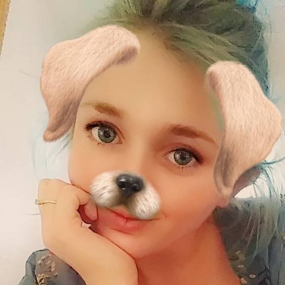 Meet your Posher, Lindsey - Picture 1 of 1